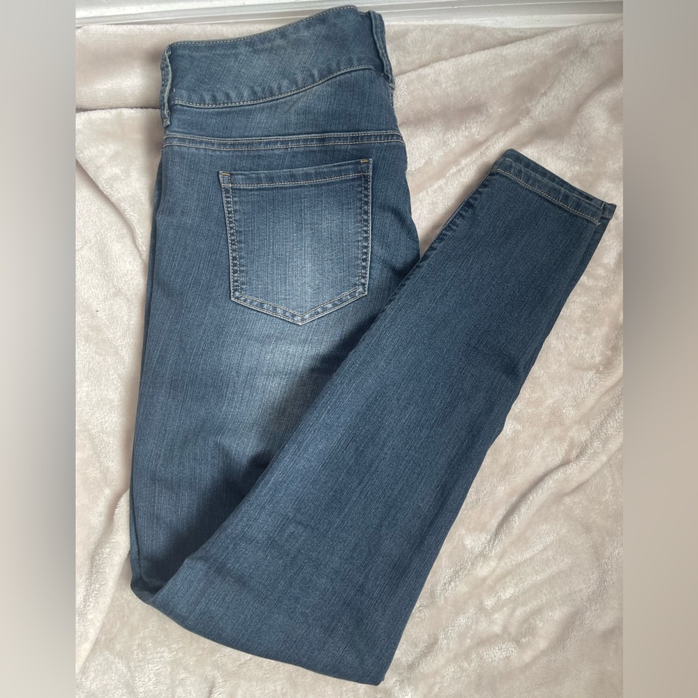 Torrid Medium Wash Skinny Jeans